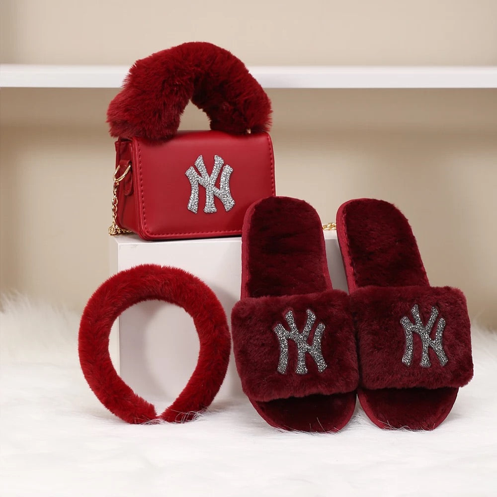 Red “NY” Fur Set